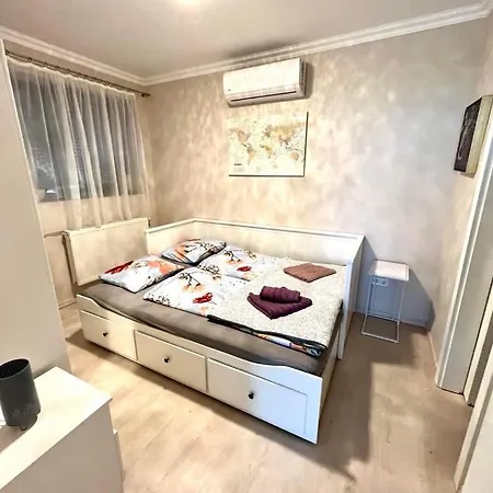 Club Panorama View Apartament *