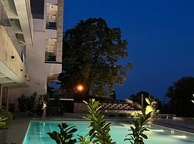 Club Panorama View Apartman *